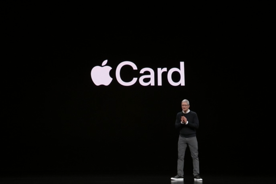 애플 카드를 소개하는 팀 쿡 CEO (화면=인터넷 생중계 캡쳐)
