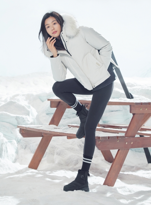 패션 브랜드들이 겨울철을 맞아 따뜻하고 편안한 방한화를 출시하고 있다. (사진=네파)