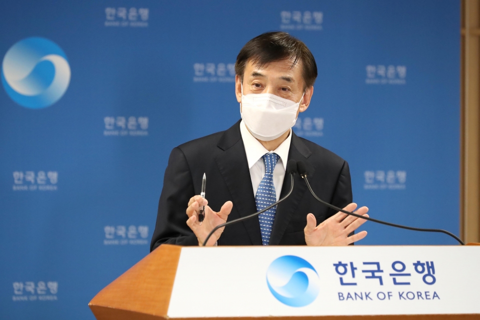 이주열 한국은행 총재가 25일 서울시 중구 한국은행에서 열린 통화정책방향 기자간담회에서 발언하고 있다. (사진=뉴시스)