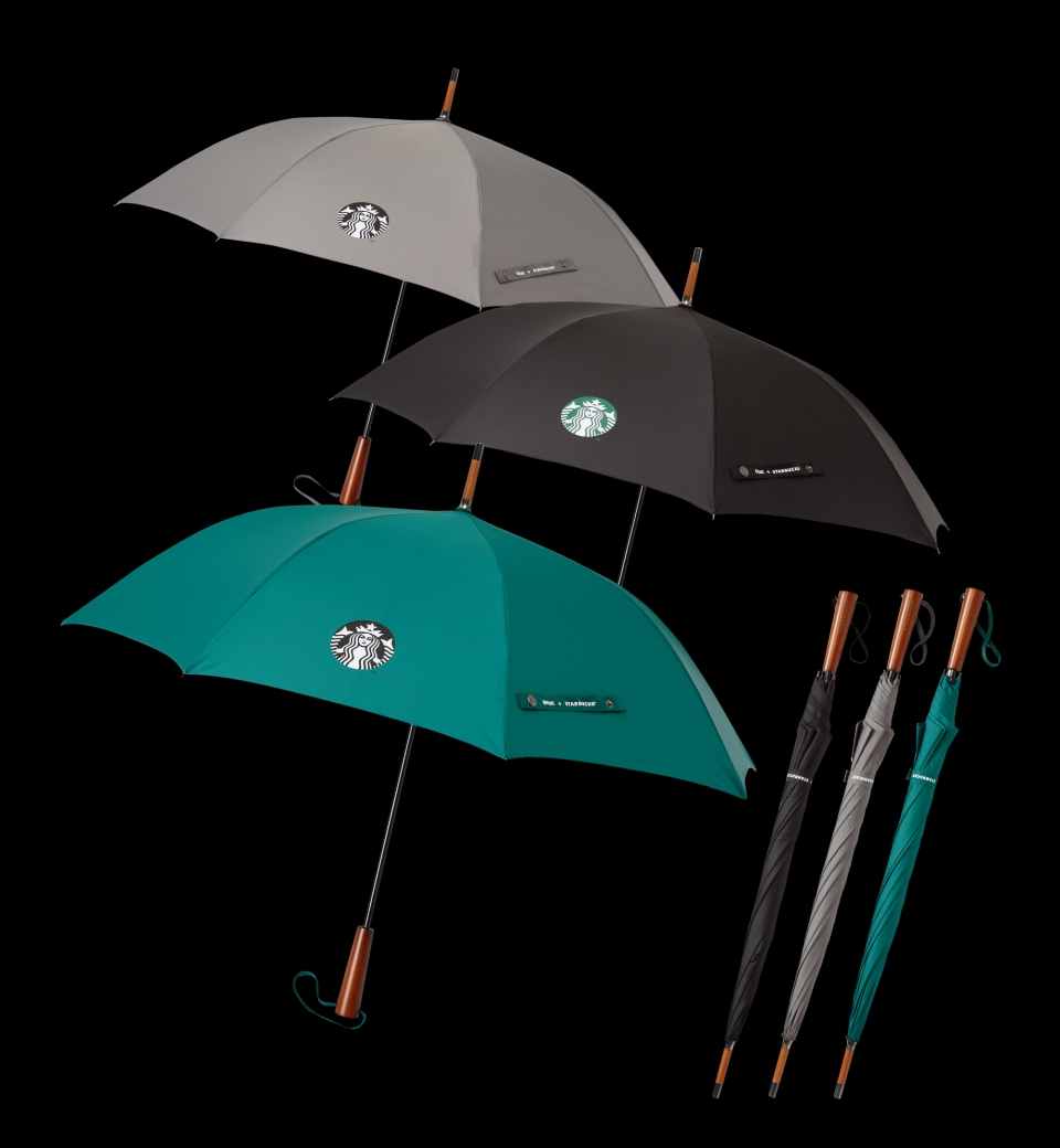 이마트에서 스타벅스 컬래버레이션 우산을 증정하는 이벤트를 진행한다. (사진=스타벅스)