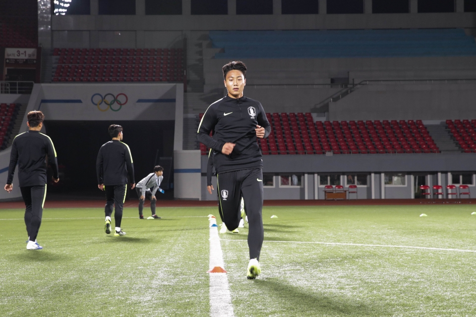 백승호가 2022 카타르 월드컵 아시아 2차 예선 H조 3차전 북한전을 앞두고 공식 훈련을 하고 있다. (사진=뉴시스)
