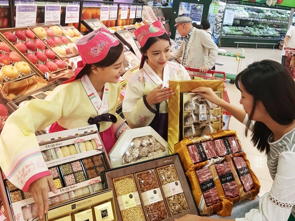 롯데마트가 9월 8일까지 추석 선물세트 예약 판매를 진행한다. (사진=롯데마트)