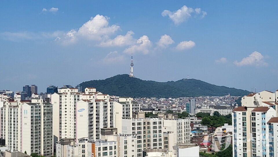 올 상반기 30대 ‘영끌족’이 서울 아파트 매매시장을 주도하고 있는 것으로 나타났다. [사진=이태영 기자]