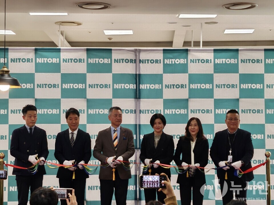 일본의 이케아라 불리는 니토리가 22일 홈플러스 영등포점에 국내 매장 2호점을 오픈했다. 니토리는 연내 국내 매장을 10개까지 확대할 계획이다. [사진=박은정 기자]