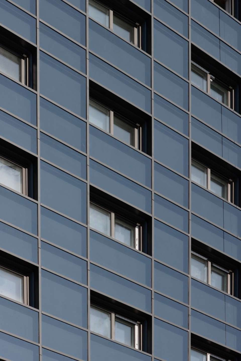 KCC글라스의 코팅유리 '씨룩스'가 적용된 아파트 외벽 모습. [사진=KCC글라스]