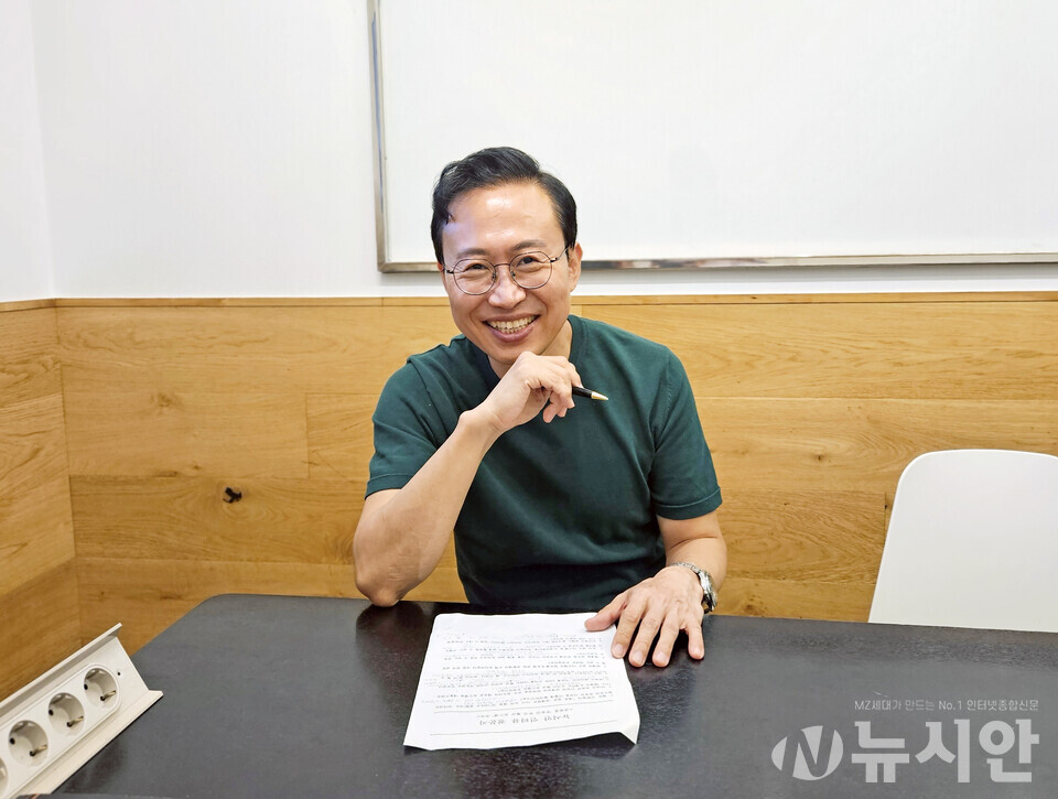 김원철(김사부) ‘부동산 투자 황금 로드맵’ 저자. [사진=송서영 기자] 