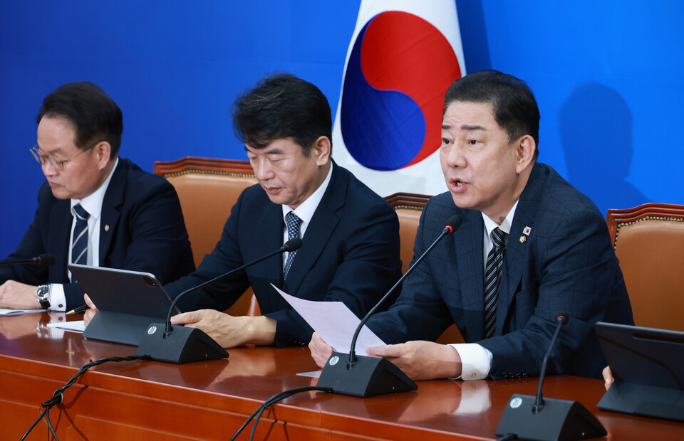 김병기 더불어민주당 원내대표가 13일 서울 여의도 국회에서 열린 원내대책회의에서 발언하고 있다. [사진=뉴시스]