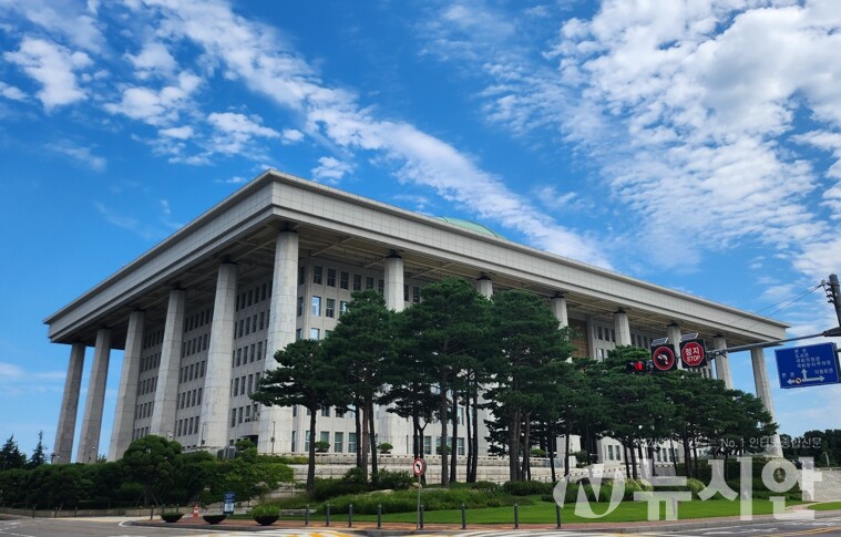 국회 예결위는 이번주부터 소소위를 가동해 예산소위 단계에서 합의에 이르지 못한 핵심 사업들에 대한 여야 협상에 돌입한다. [사진=뉴시안]