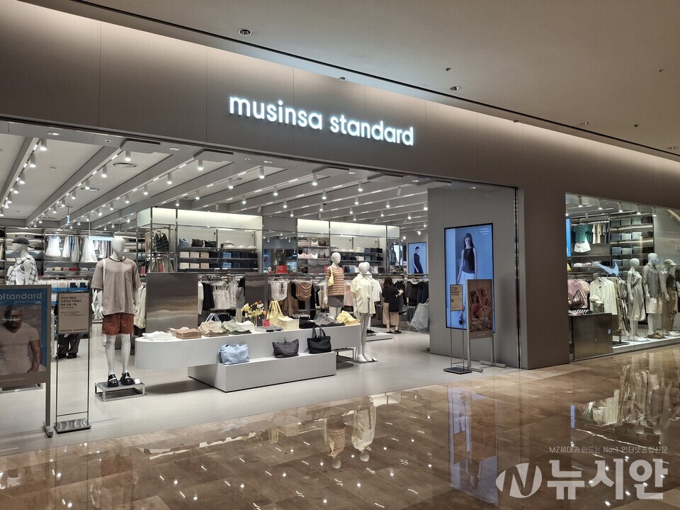 무신사가 올해 3분기까지 누적 영업이익 700억 원을 돌파하며 두 자릿수 성장세를 이어갔다. [사진=신선경 기자]