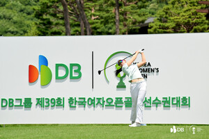 <b>유현조</b>, DB그룹 한국여자오픈 첫날 7언더파 <b>단독 선두</b>