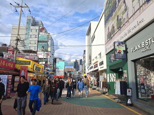 정부 지원금이 살린 골목상권...건기식 소비까지 확산 - 뉴스 썸네일 이미지