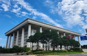 국회 <b>대정부질문</b> 돌입…개각·보완수사권 놓고 여야 정면충돌